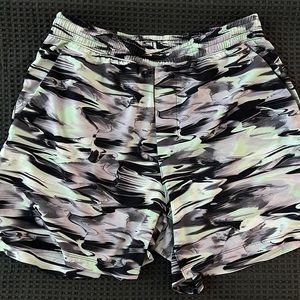 Men, Lululemon 5” Pace Breaker Shorts, Pattern - Large